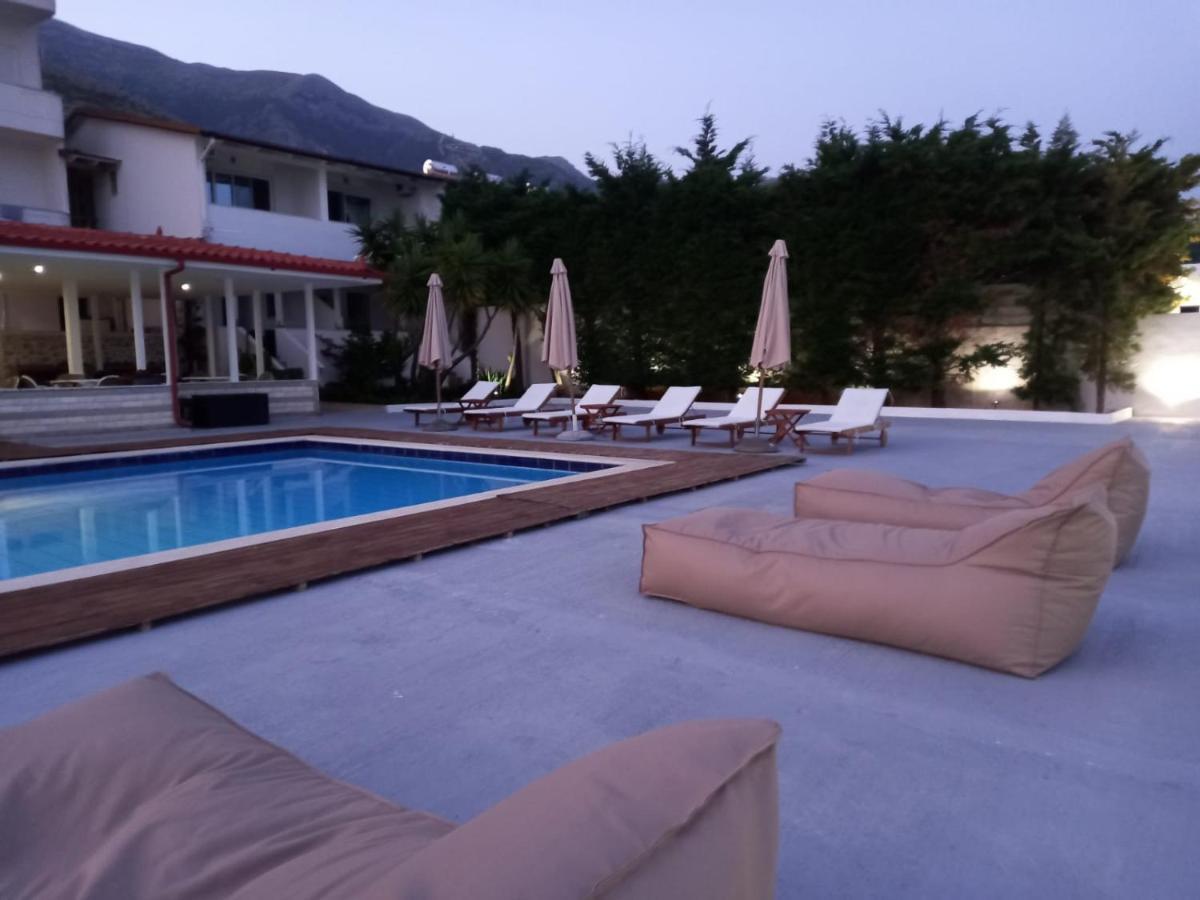 Hotel Relax Дермі Екстер'єр фото