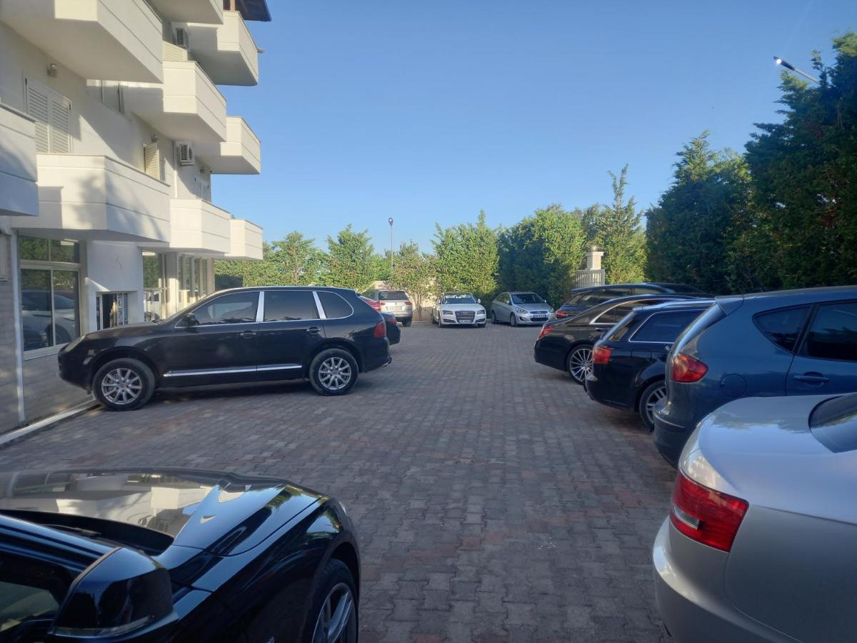 Hotel Relax Дермі Екстер'єр фото