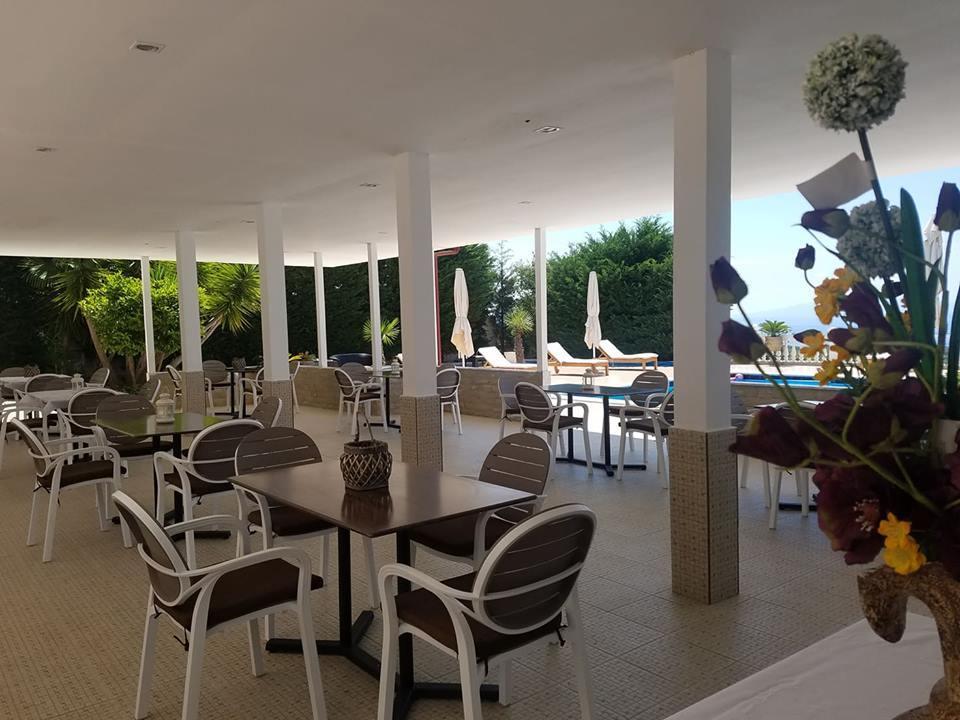 Hotel Relax Дермі Екстер'єр фото